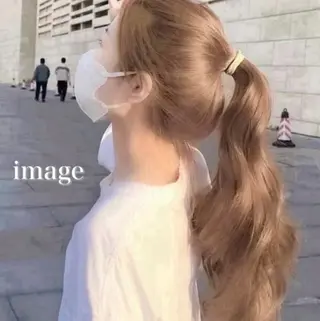 ロング カラー 🫧うる艶トレンド 🫧透明感カラーのヘアスタイル