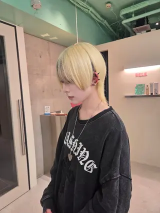 カラー セミロング PELE栄ANNEX所属・PELE/栄/ ブリーチ/SOAのヘアスタイル