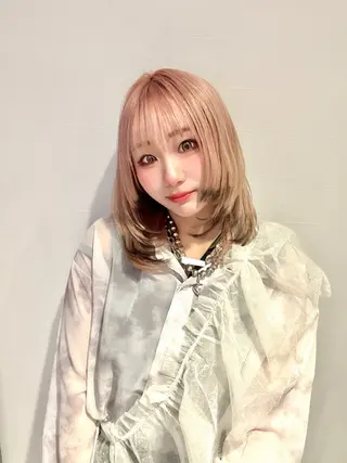 セミロング カラー 渡部 優衣のヘアスタイル