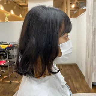 ミディアム カラー 大場 優のヘアスタイル