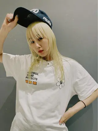 ミディアム カラー SALOWIN所属・ブリーチ✨ ボブ🪢レイヤーのヘアスタイル