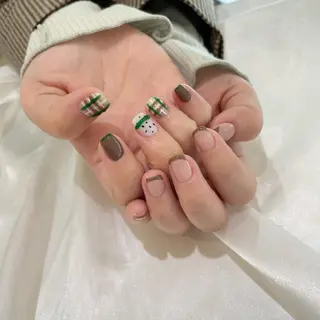 ネイル classic 新横浜所属・山田 暉のネイルデザイン