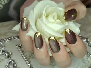 ネイル エステとネイル ローズコンフォートのネイルデザイン