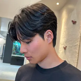 ミディアム パーマ メンズ 岡田大志🇰🇷 中/韓メンズヘアのヘアスタイル