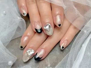 ネイル マジックミラー所属・マジック ミラーのネイルデザイン