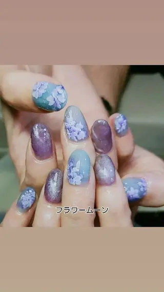 ネイル フラワー ムーンのネイルデザイン