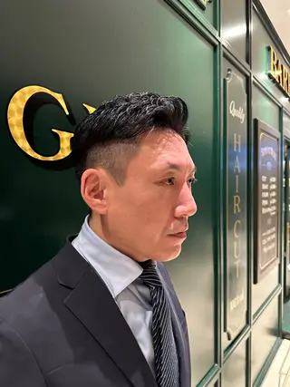 ショート 三輪 晃大のヘアスタイル