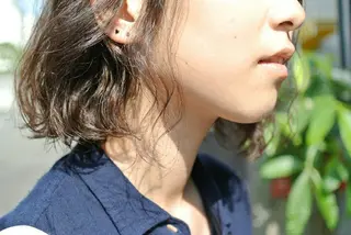 ミディアム ショート パーマ セミロング 樋口 千尋のヘアスタイル