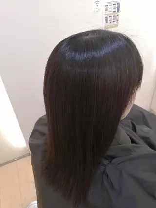 ミディアム 鈴木 さやかのヘアスタイル