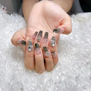 ネイル Nail&eye Belire 新宿のネイルデザイン