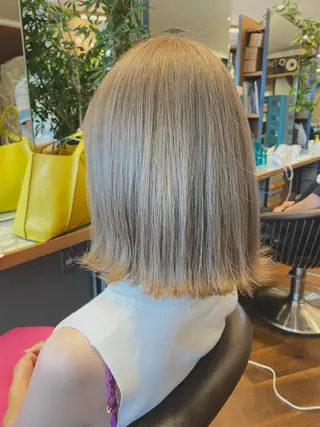 ミディアム レイヤー/グレージュ メンズパーマのヘアスタイル