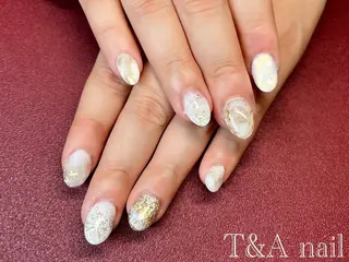 ミディアム ネイル T&A nailのネイルデザイン