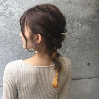 ロング カラー ヘアアレンジ clomus所属・YUKA艶髪 🌸寛ぎ部屋のヘアスタイル