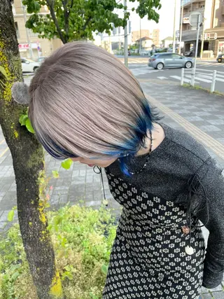 ショート AIRI🌸 ブリーチカラー🎀のヘアスタイル