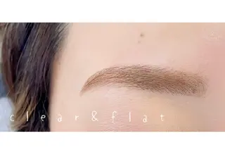 アイブロウ clear＆flat所属・ヨシデン shizukaの眉毛・アイブロウイメージ