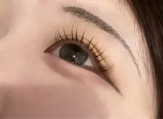 マツエク・マツパ ロンドンラッシュ宇都宮所属・島田 美羽音のマツエク・マツパデザイン