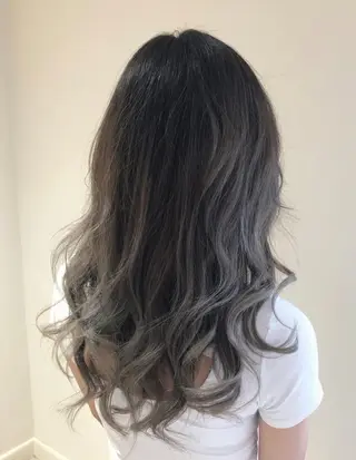 ロング SALOWIN横浜suite店所属・🌷かわばた めい🌷のヘアスタイル