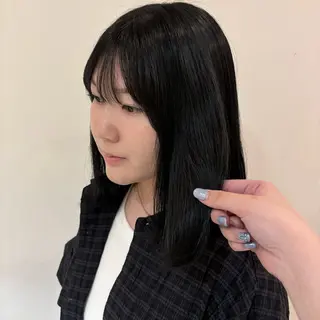 ミディアム カラー レイヤーカット／ おがわゆいり౨ৎ˚⟡のヘアスタイル