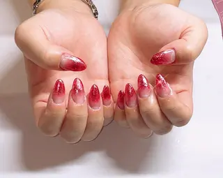 ネイル VIERU 🌈🎀💖のネイルデザイン