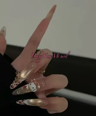 ネイル Oomiya 服部のネイルデザイン