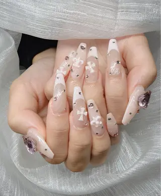 ネイル Lee Nailsのネイルデザイン