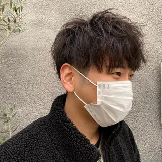 ショート パーマ メンズ 赤み消し🌿 透明感カラー🫧のヘアスタイル