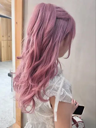 カラー hinata/ ハイトーンカラー🪽のヘアスタイル