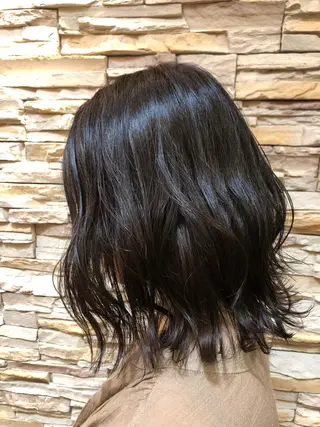 ミディアム 本多 美羽のヘアスタイル