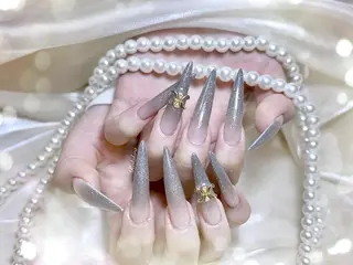 ネイル Rolakira マニのネイルデザイン