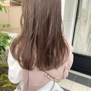 セミロング カラー カイ アオネのヘアスタイル