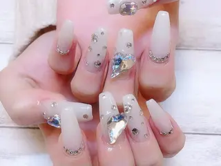 ネイル Rグループ felizのネイルデザイン