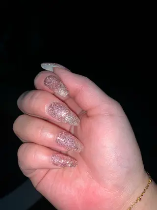 ネイル シェアサロン Mieux(ミュー)所属・松山 啓美のネイルデザイン