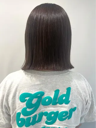 ミディアム 壽真央 /ブリーチカラーのヘアスタイル