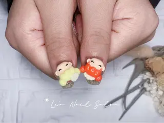 ショート カラー ネイル Lea NAILsalon所属・Le’a NailSalonのネイルデザイン