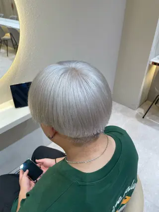 メンズ ブリーチ🌟リタッチ 🎠KANON🎡のヘアスタイル