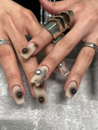 ネイル isobe yuiのネイルデザイン