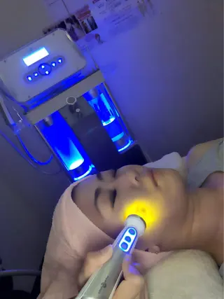 【リベルハーブピーリング認定店】敏感肌・美白脱毛専門店Dione立川店所属・Dione 立川店のエステ・リラクイメージ