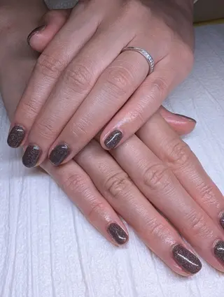 ネイル eclat BEAUTY NAIL SALON　枚方市駅前店所属・松本 ひとみのネイルデザイン