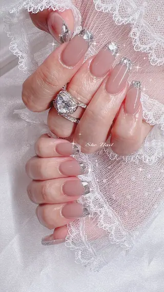 ネイル She   Nail所属・ISA_ BELLAのネイルデザイン