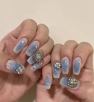ネイル Lee Nailsのネイルデザイン
