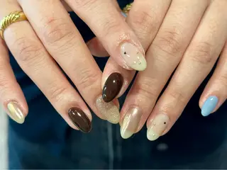 ミディアム AMI 下北沢駅徒歩3分のネイルデザイン