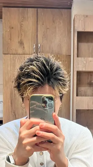 ショート カラー パーマ ヘアアレンジ メンズ シャドウパーマ 石見のヘアスタイル