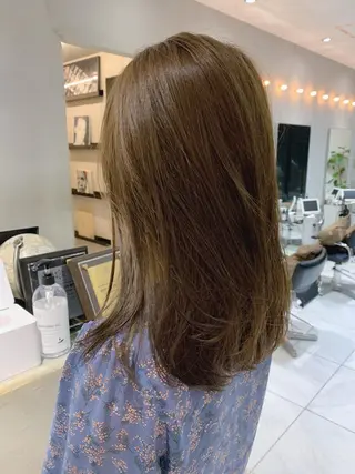 ミディアム カラー TENELE所属・チバ タクミのヘアスタイル