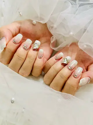 ネイル EmaNail天満橋店所属・EmaNail Risaのネイルデザイン