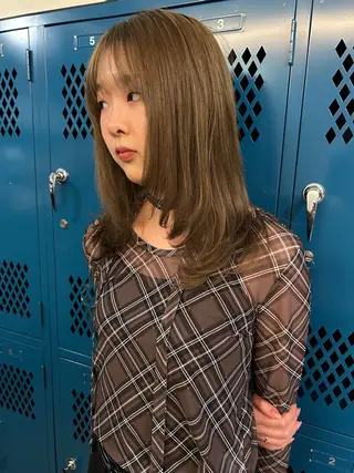 ミディアム 韓国ボブ/レイヤー カット/ EMIRIのヘアスタイル