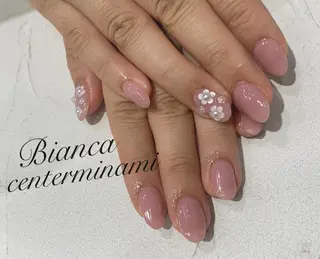 ネイル Bianca KIKUTIHARAのネイルデザイン