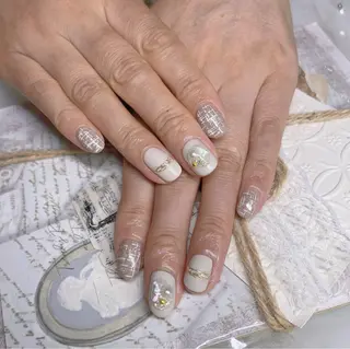 ネイル Fairyフェアリーネイルサロン所属・Nail Hibi サロンのネイルデザイン