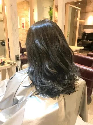 ミディアム カラー 髪質改善・艶髪特化 木村侑平のヘアスタイル