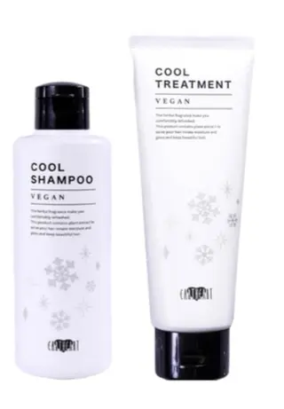 EARTH艶髪 ストレートharuのヘアスタイル