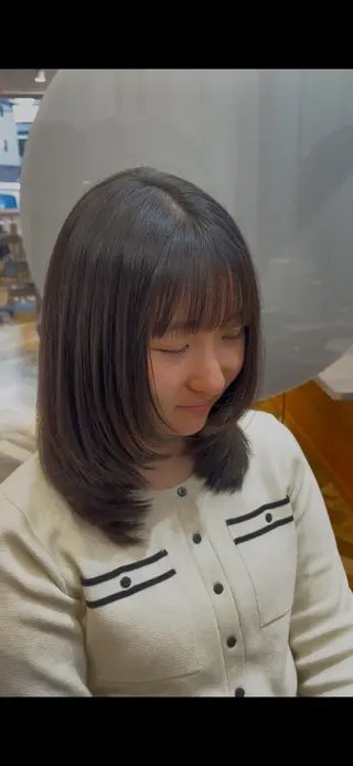 セミロング maru.所属・林 小夏のヘアスタイル